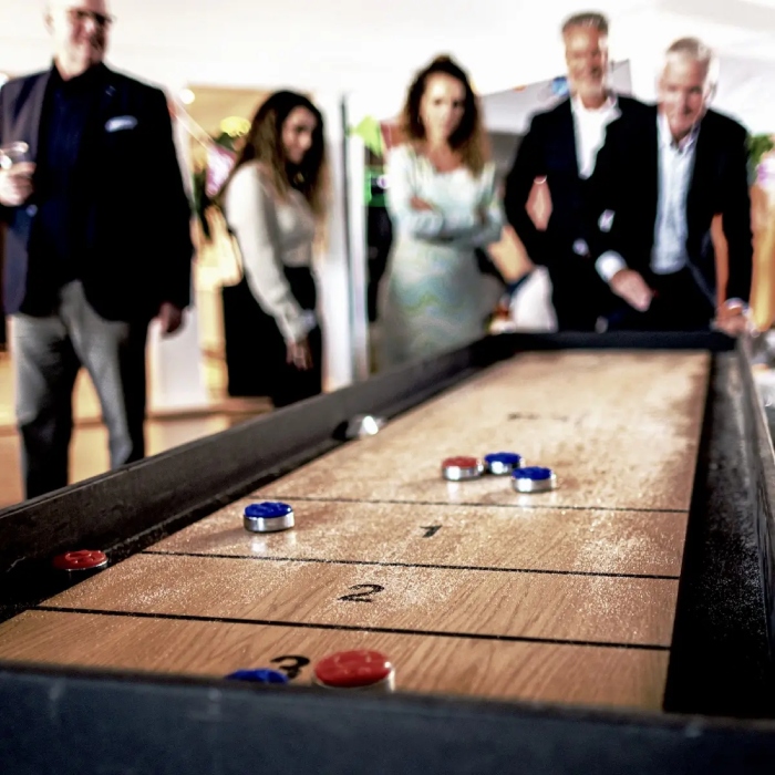 Leje af Mega Shuffleboard Deluxe 280x75 cm - Udsalg!