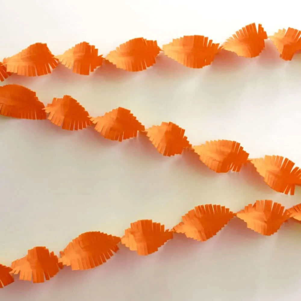 Orange Crepe Guirlande 6m – Uundgåelig Festdekoration