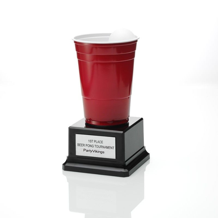 Beer Pong Pokal - Perfekt til din næste turnering!
