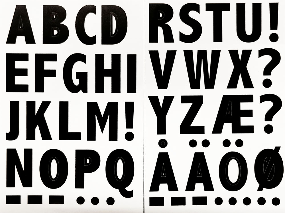 Holdbare Sorte Bogstav Stickers til Kreativ Udfoldelse